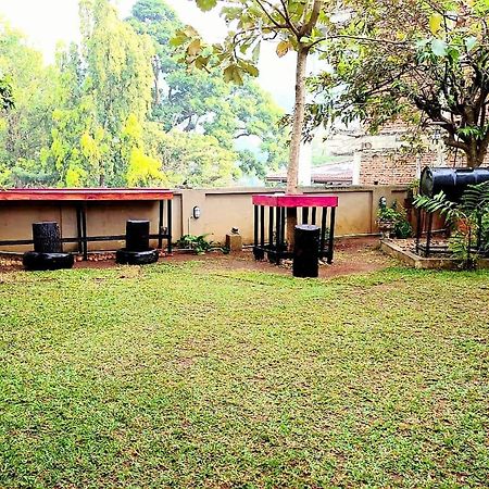 Don's Lounge&Villa Kandy Exterior foto