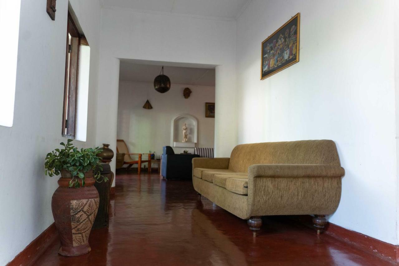 Don's Lounge&Villa Kandy Exterior foto